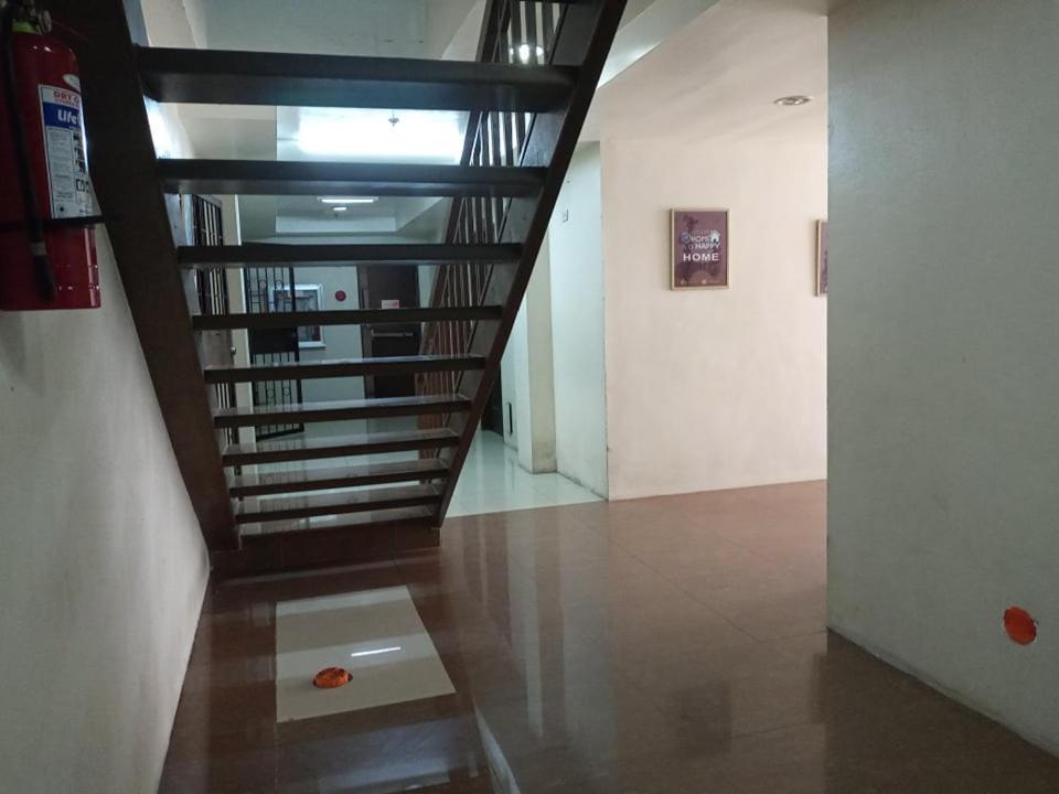 Your City•Home Apartment Paranaque City Exterior foto